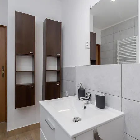 4 Bedroom Apartment With A Balcony - Prochowa 1 Cracovia Esterno foto